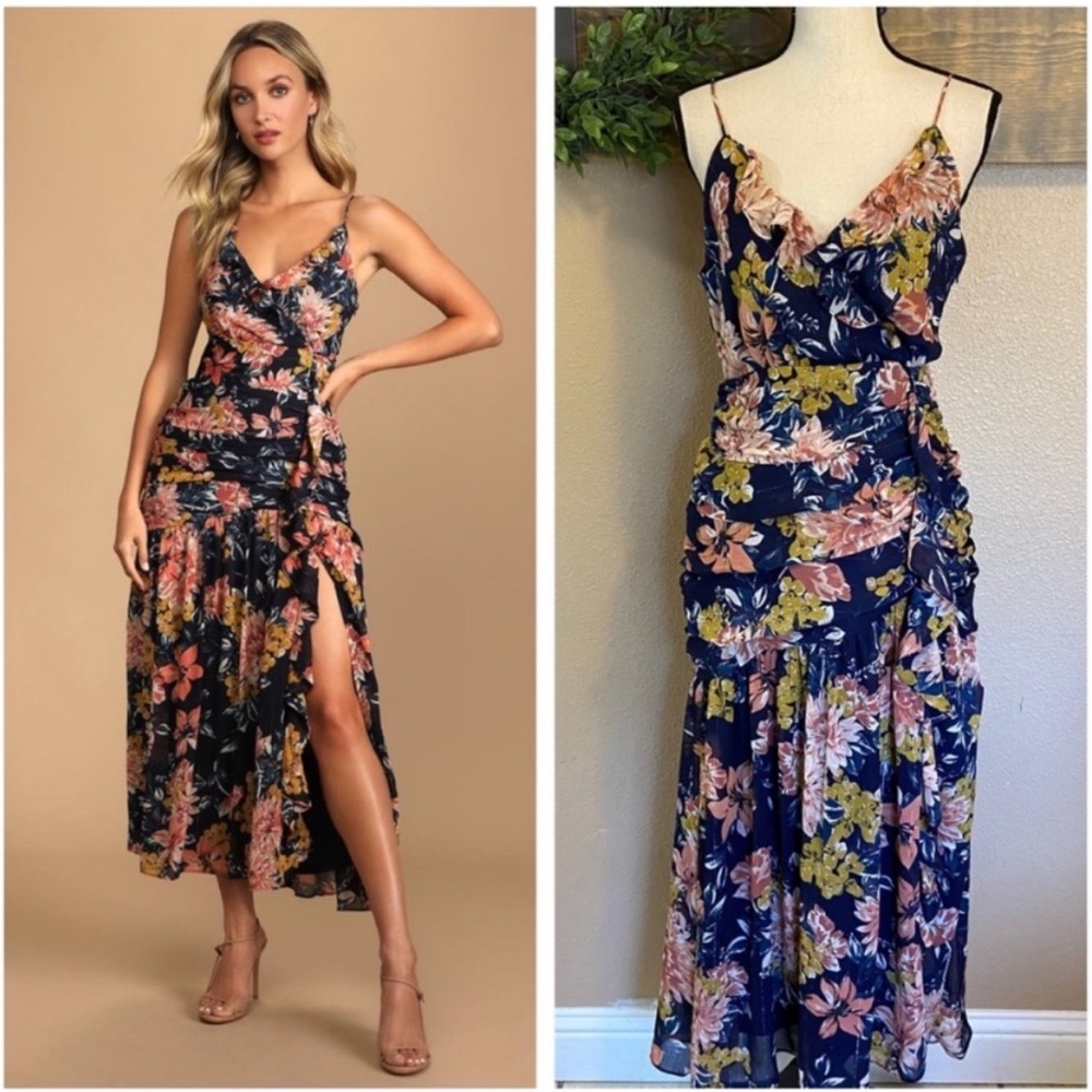 LuLus stunning soiree navy blue floral print ruched midi-dress